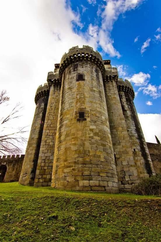 Apartamentos La Presa Guijo de Granadilla المظهر الخارجي الصورة