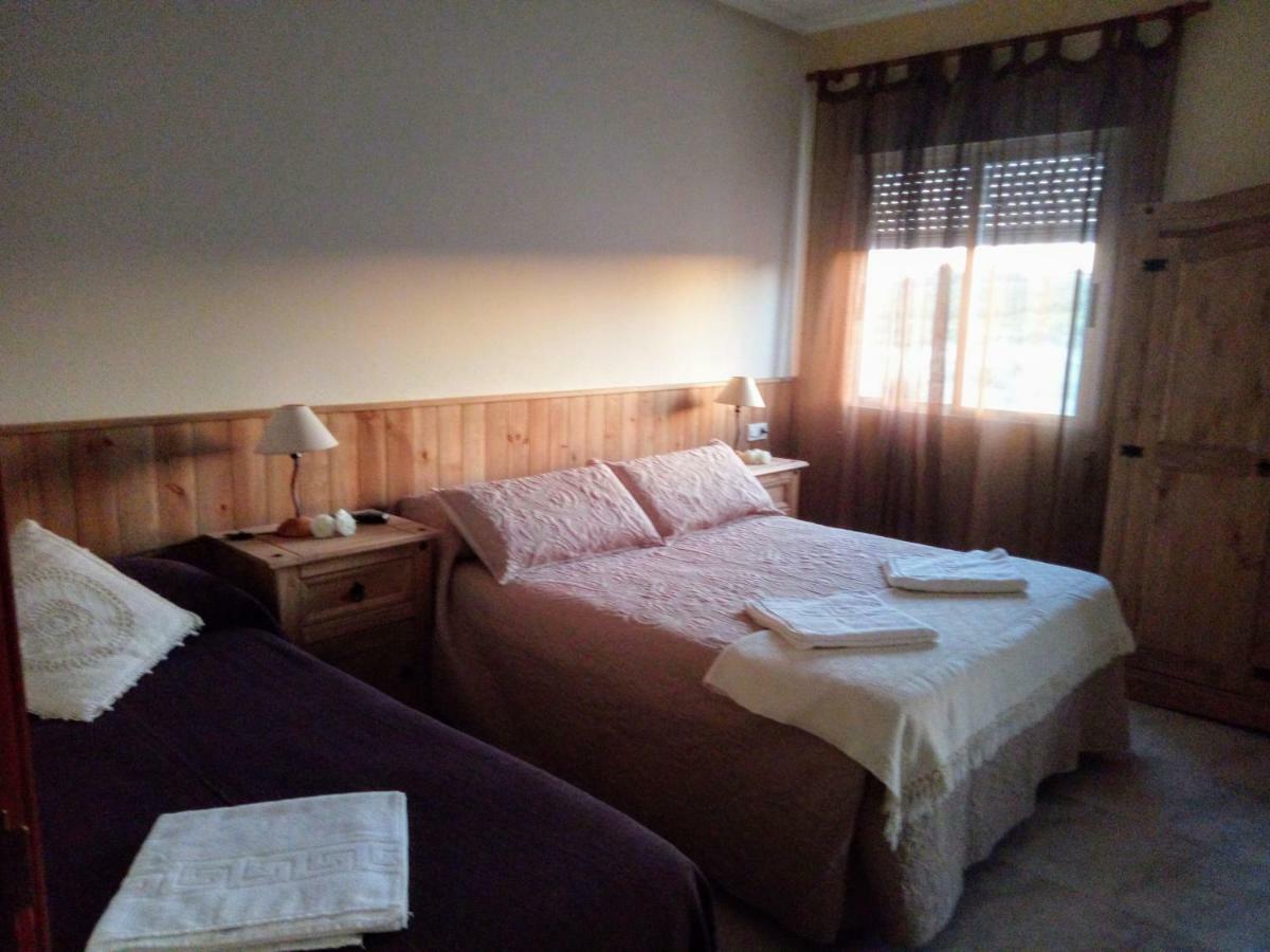 Apartamentos La Presa Guijo de Granadilla المظهر الخارجي الصورة